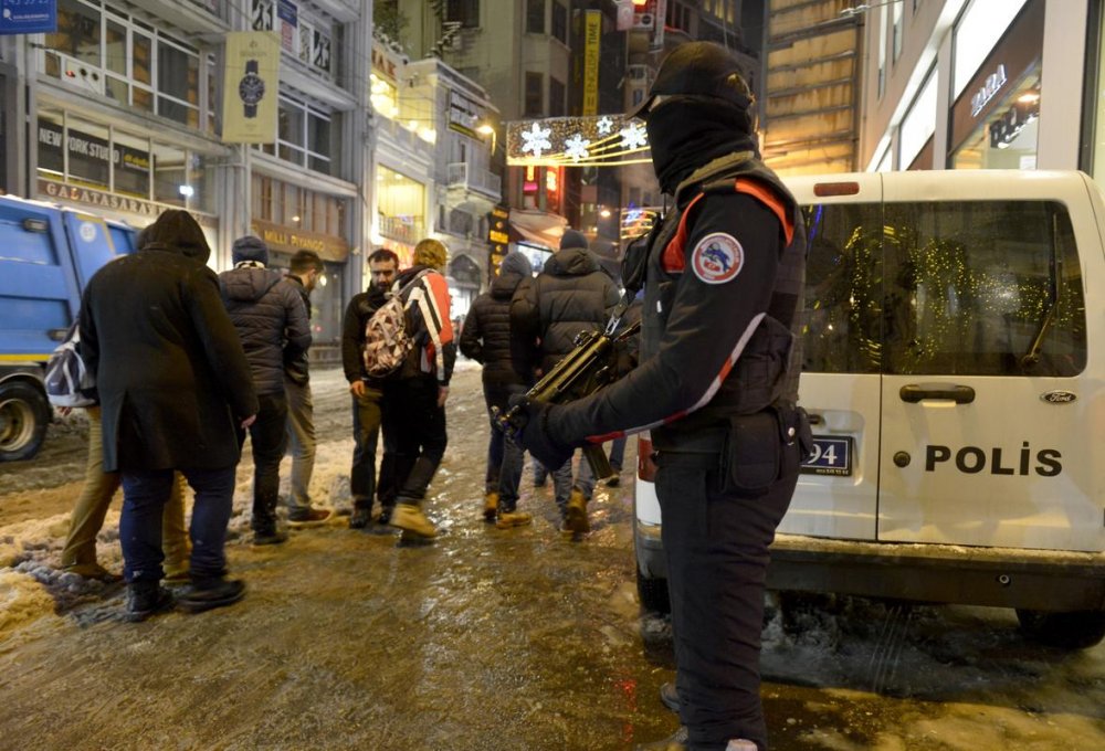 TURKIYEDE YENI YIL KUTLAMALARI